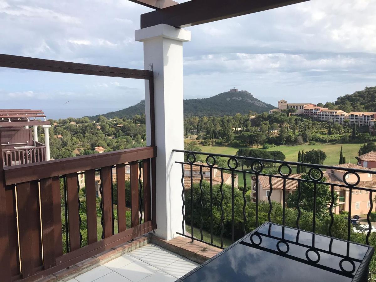 Les Clefs De L'Esterel Drammont Екстериор снимка